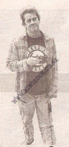 0030_up_left_nationalnewspaper30july2002-dix-resize 0030_up_left_nationalnewspaper30july2002-dix-resize